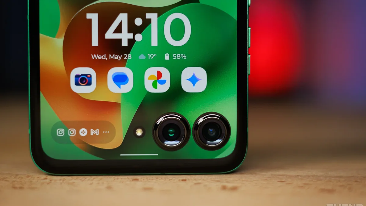 Amazon laisse tomber le RAZR (2025) à un nouveau plus bas de tous les temps, ce qui le rend pliable pour les acheteurs avisés