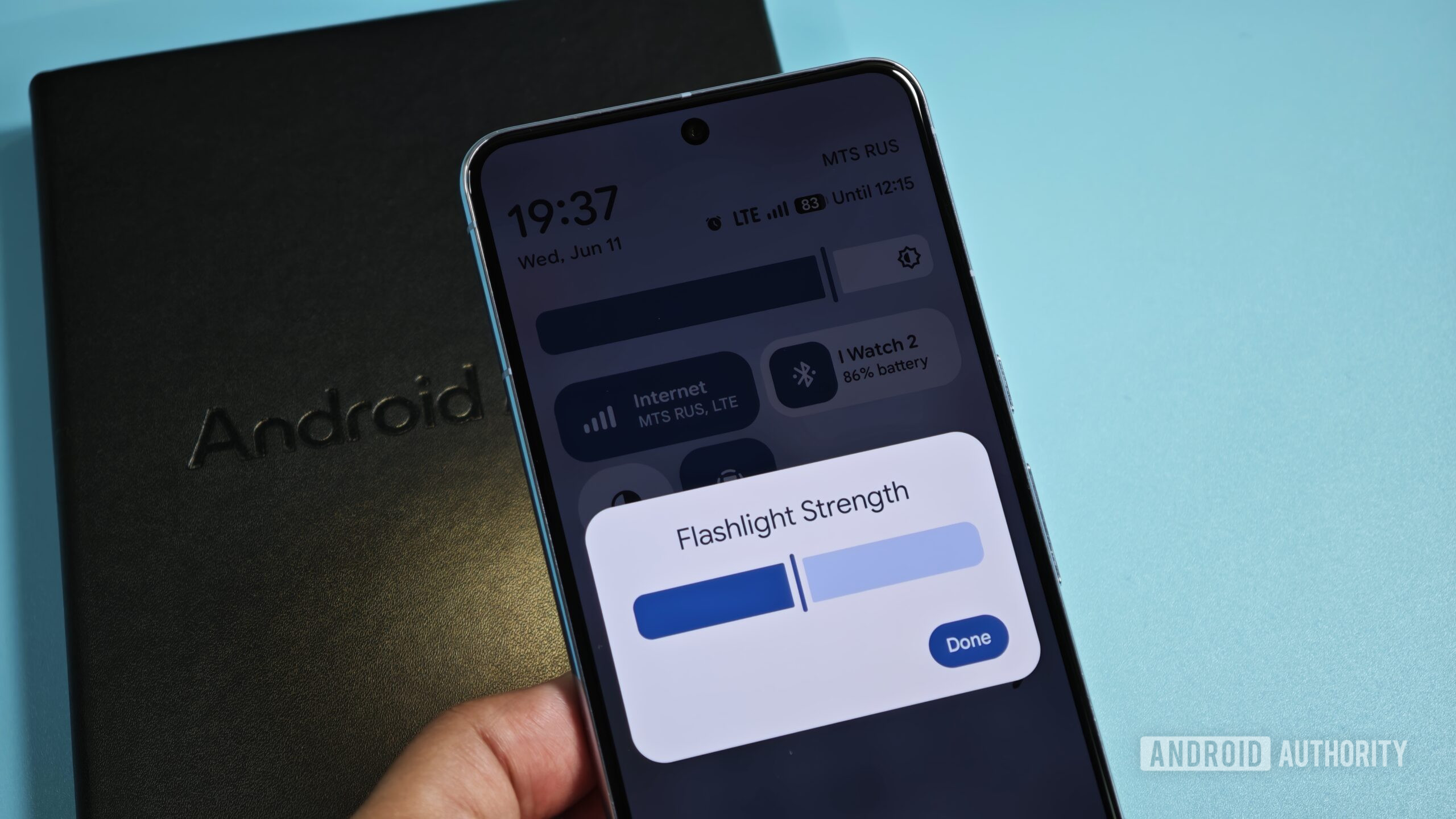 Android vous permet enfin de contrôler la luminosité de la lampe de poche de votre téléphone pixel