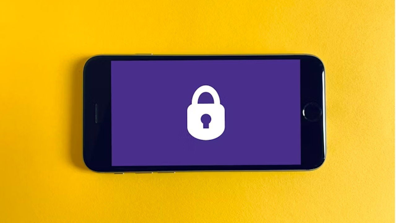 9 Genius Things à stocker dans les gestionnaires de mots de passe au-delà des mots de passe