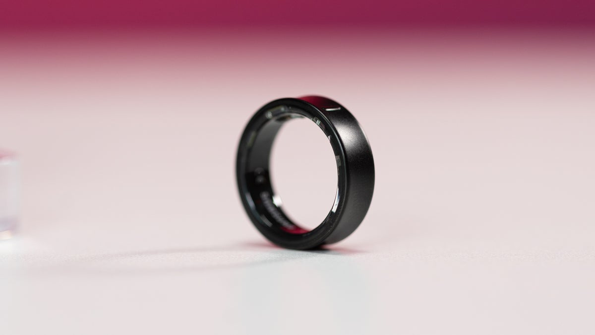 La bague Galaxy est collée au doigt de son propriétaire à cause d'une batterie enflée