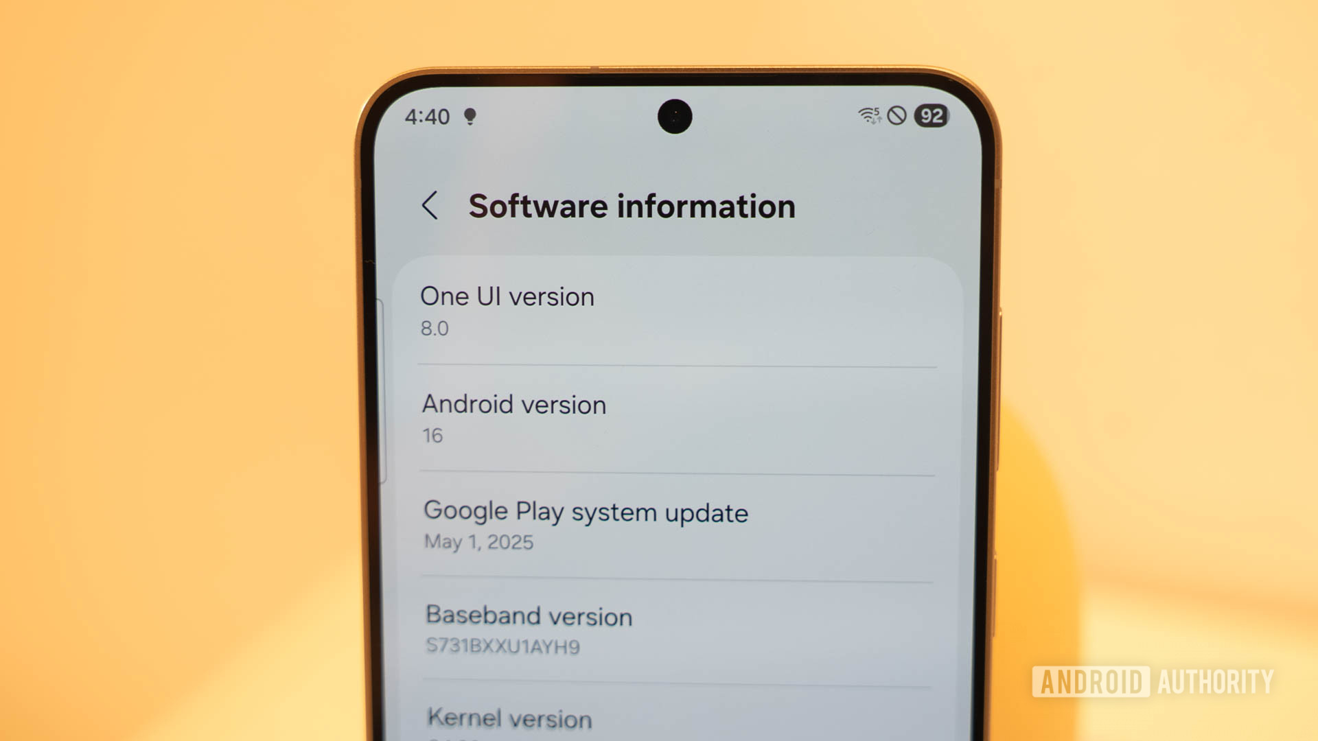 Stable One UI 8 est enfin là pour un téléphone Galaxy S25, le reste doit encore attendre