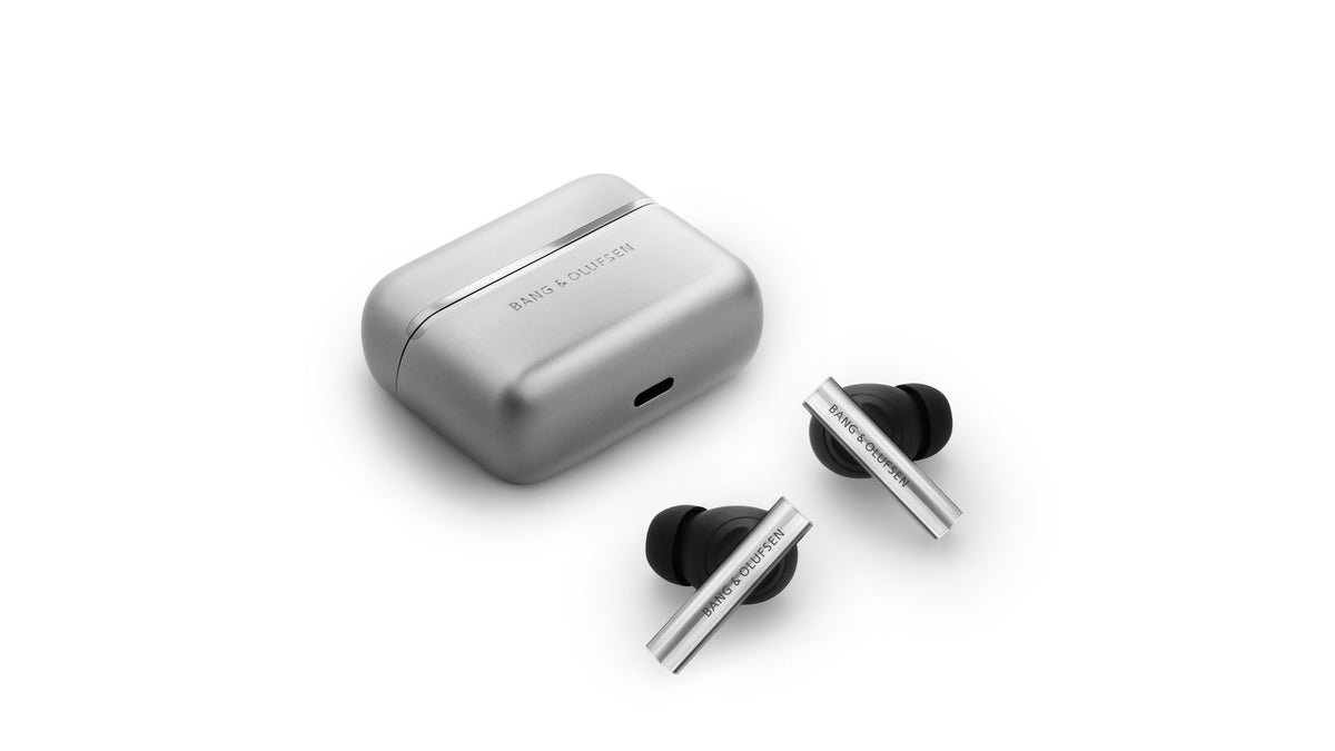 Ces écouteurs vous coûteront presque autant que deux iPhone 17, mais ont seulement une durée de vie de la batterie de 4,5 heures