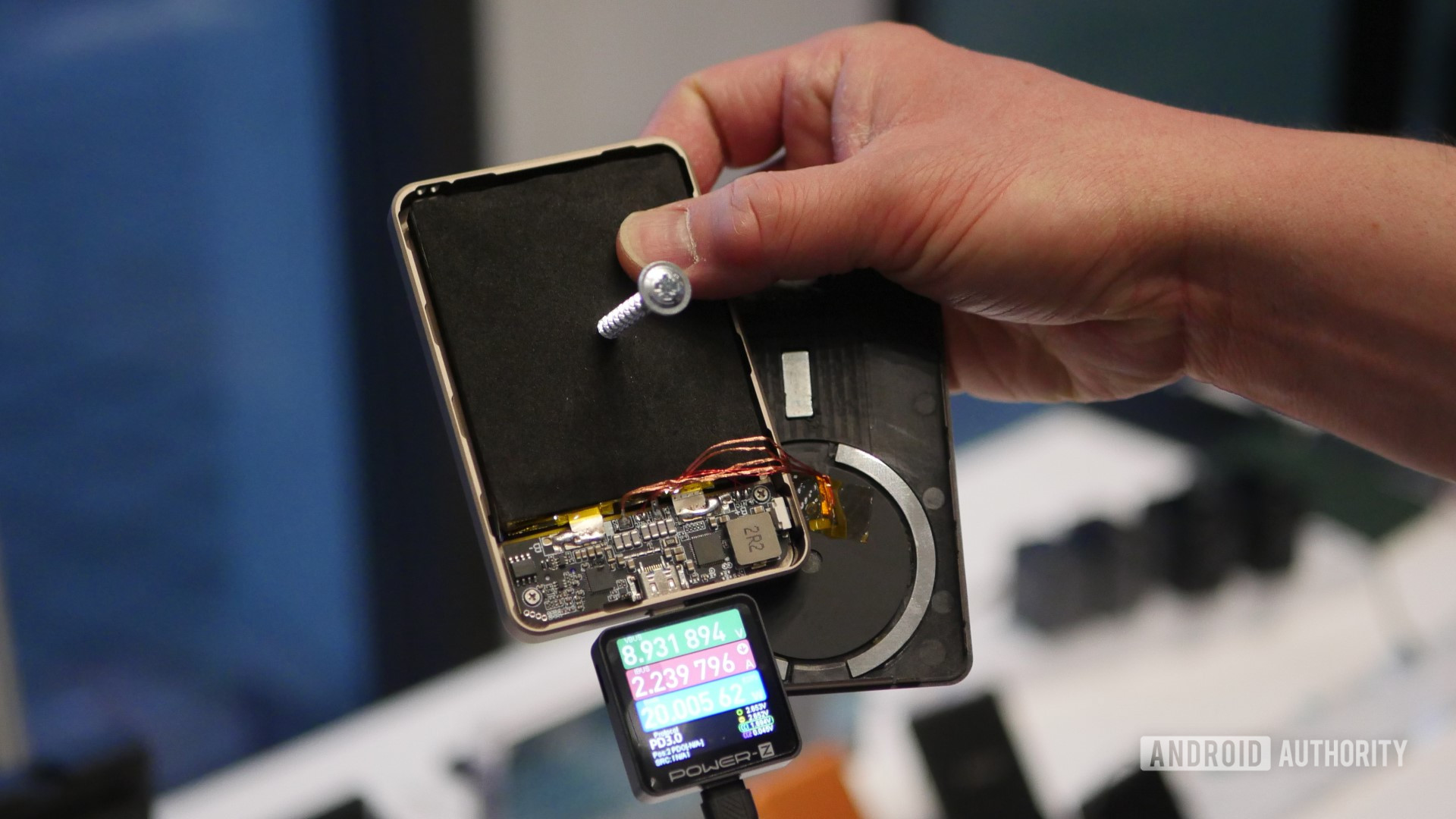 Les banques d'énergie à semi-conducteurs sont prêtes à vous garder du jus 