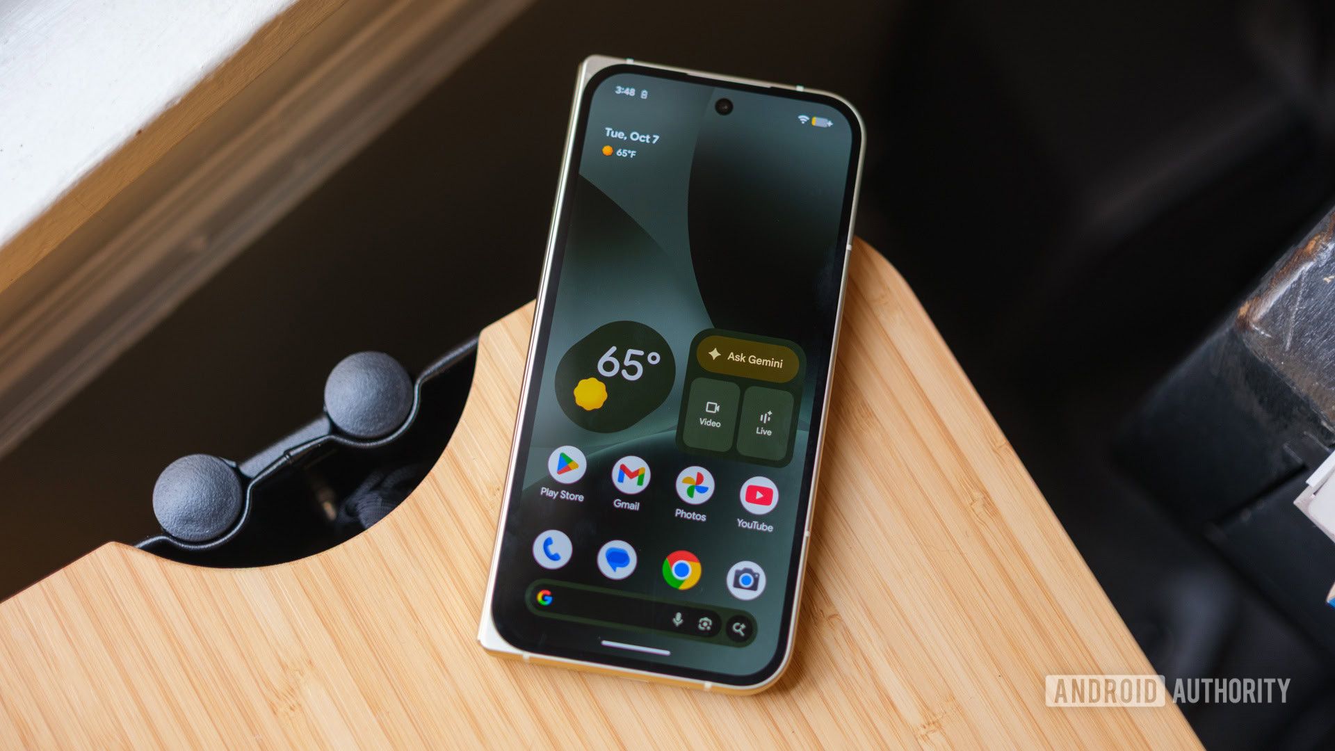 Un étrange point d’interrogation laisse les propriétaires de Pixel 10 Pro Fold avec leurs propres questions