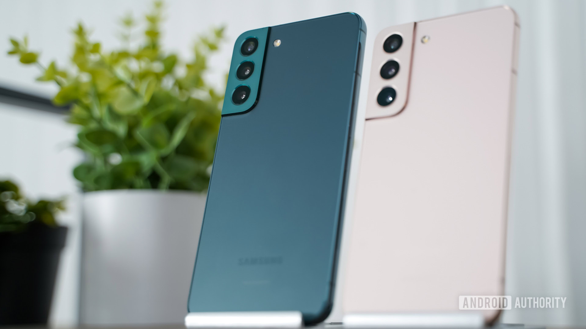 Samsung suspend le déploiement de One UI 8 sur plusieurs générations de Galaxy S