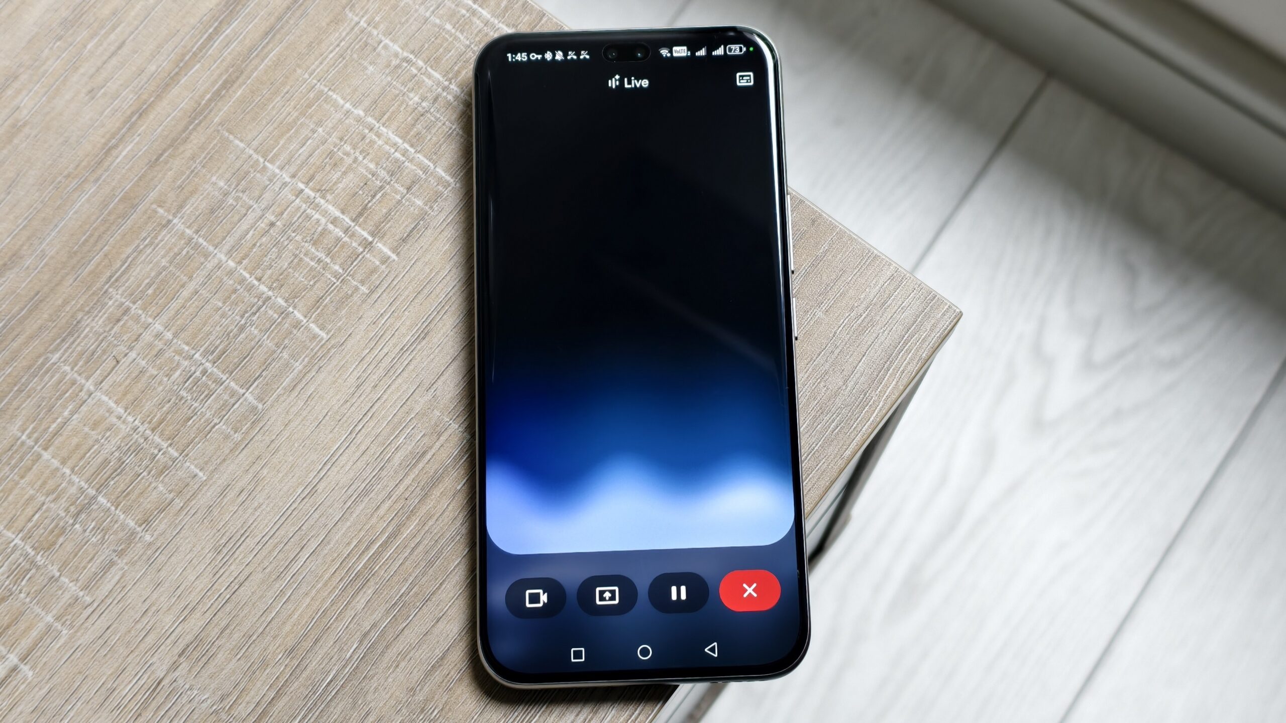 Le modèle audio natif de Gemini Live lui permet de parler davantage comme un humain